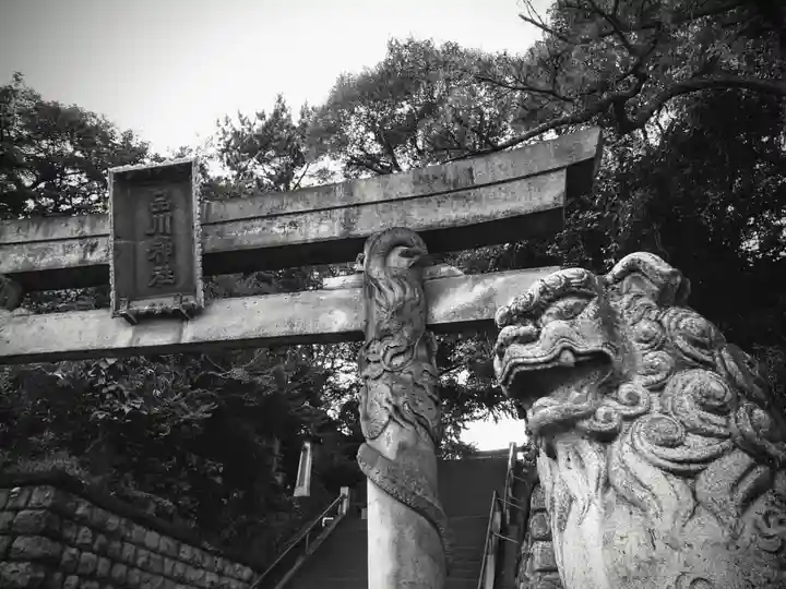品川神社の鳥居