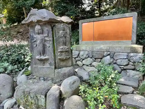駒込稲荷神社(東京都)