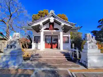 六昇社(萩原町朝宮)の本殿・本堂