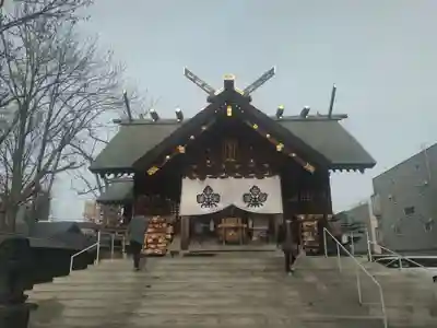 札幌諏訪神社の本殿・本堂
