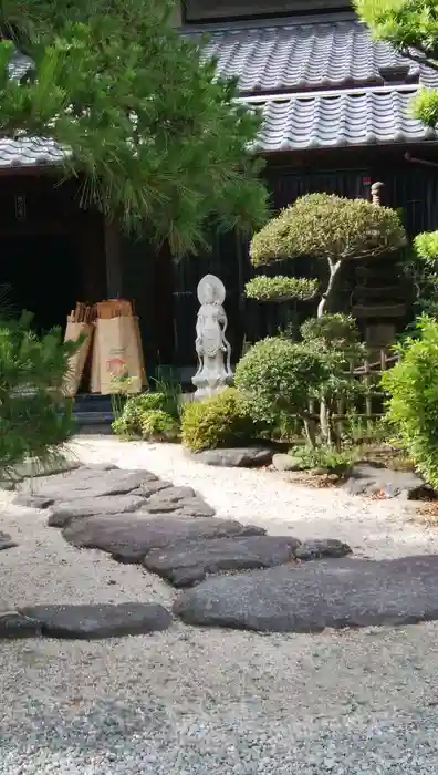 良心寺の建物その他