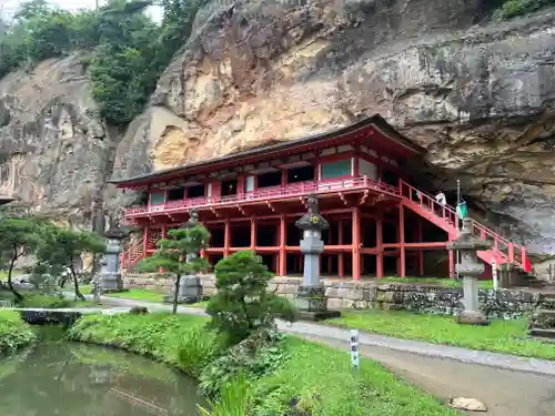 達谷西光寺の建物その他