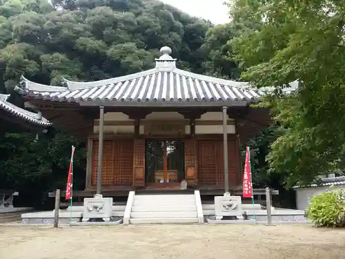 轉法輪寺の本殿・本堂