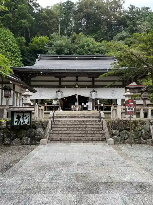 丹生川上神社(中社)(奈良県)