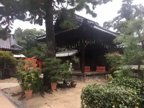 三蔵稲荷神社の建物その他