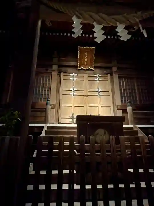 瀬戸神社の{uncategorized: "未分類", other: "その他", undefined: "問題あり", building: "その他建物", grave: "お墓", sacred_gate: "鳥居", guardian: "狛犬", statue: "像", buddha: "仏像", history: "歴史", nature: "自然", garden: "庭園", animal: "動物", pagoda: "塔", temizu: "手水舎", mountain_gate: "山門・神門", sanctuary: "本殿・本堂", subordinate: "末社・摂社", art: "芸術", scenery: "景色", jizo: "地蔵", ema: "絵馬", goshuin: "御朱印", omikuji: "おみくじ", items: "授与品その他", amulet: "お守り", goshuincho: "御朱印帳", eats: "食事", festival: "お祭り", votive_dance: "神楽", shichigosan: "七五三参", wedding: "結婚式", experience: "体験その他", initially: "初詣", around: "周辺", anti_infection: "感染症対策"}