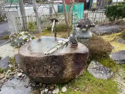 大義院の{uncategorized: "未分類", other: "その他", undefined: "問題あり", building: "その他建物", grave: "お墓", sacred_gate: "鳥居", guardian: "狛犬", statue: "像", buddha: "仏像", history: "歴史", nature: "自然", garden: "庭園", animal: "動物", pagoda: "塔", temizu: "手水舎", mountain_gate: "山門・神門", sanctuary: "本殿・本堂", subordinate: "末社・摂社", art: "芸術", scenery: "景色", jizo: "地蔵", ema: "絵馬", goshuin: "御朱印", omikuji: "おみくじ", items: "授与品その他", amulet: "お守り", goshuincho: "御朱印帳", eats: "食事", festival: "お祭り", votive_dance: "神楽", shichigosan: "七五三参", wedding: "結婚式", experience: "体験その他", initially: "初詣", around: "周辺", anti_infection: "感染症対策"}