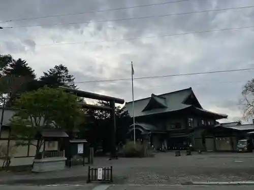 千歳神社の庭園