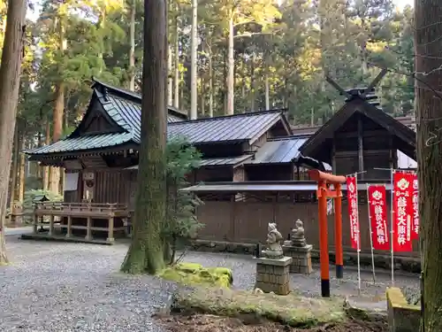 御岩神社のその他建物