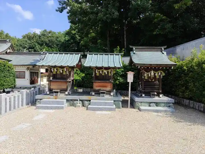 三好八幡社の末社・摂社