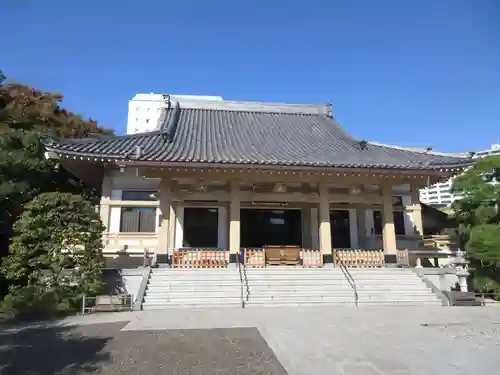 霊巌寺の本殿・本堂