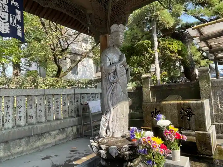 題経寺(柴又帝釈天)(東京都)