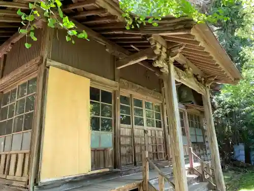 薬師堂の本殿・本堂