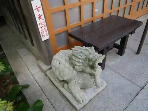 善養寺（善養密寺）の狛犬