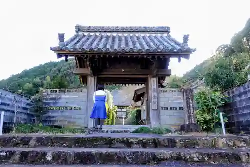龍岳院の山門・神門