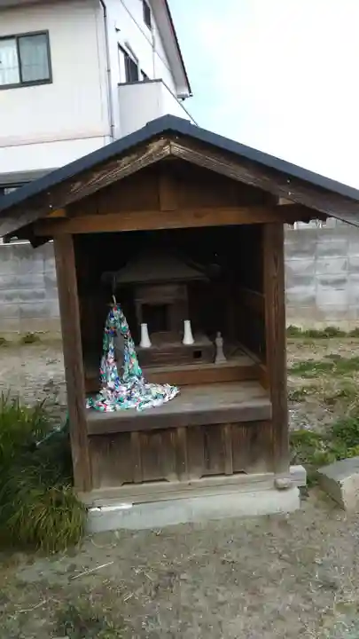 奉斉保食神の末社・摂社