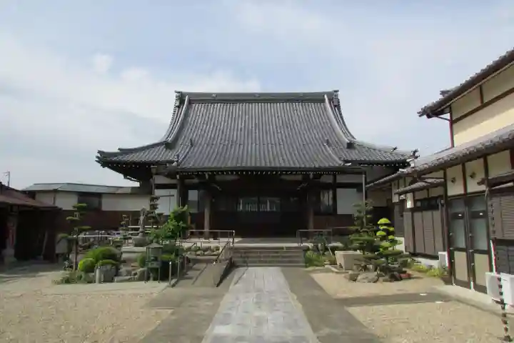 松岩寺の本殿・本堂