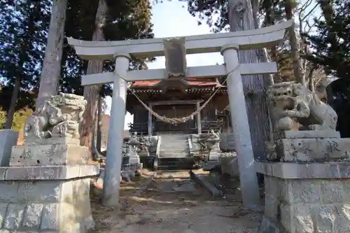 三坂稲荷神社の鳥居