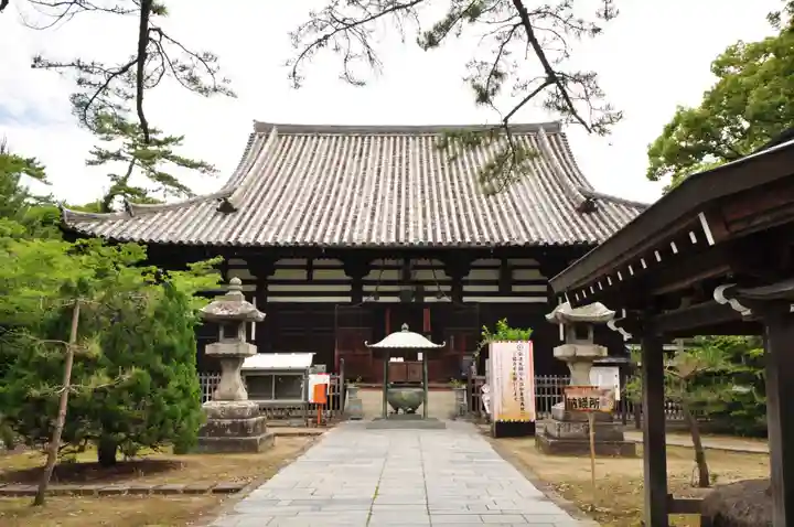 讃岐國分寺の本殿・本堂
