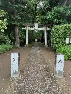 喜多見氷川神社の{uncategorized: "未分類", other: "その他", undefined: "問題あり", building: "その他建物", grave: "お墓", sacred_gate: "鳥居", guardian: "狛犬", statue: "像", buddha: "仏像", history: "歴史", nature: "自然", garden: "庭園", animal: "動物", pagoda: "塔", temizu: "手水舎", mountain_gate: "山門・神門", sanctuary: "本殿・本堂", subordinate: "末社・摂社", art: "芸術", scenery: "景色", jizo: "地蔵", ema: "絵馬", goshuin: "御朱印", omikuji: "おみくじ", items: "授与品その他", amulet: "お守り", goshuincho: "御朱印帳", eats: "食事", festival: "お祭り", votive_dance: "神楽", shichigosan: "七五三参", wedding: "結婚式", experience: "体験その他", initially: "初詣", around: "周辺", anti_infection: "感染症対策"}