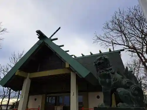 鳥取神社の本殿