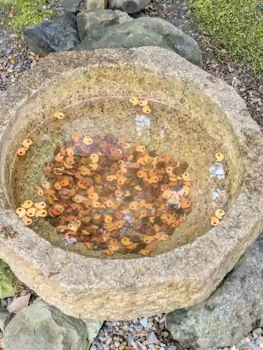 枚岡神社の{uncategorized: "未分類", other: "その他", undefined: "問題あり", building: "その他建物", grave: "お墓", sacred_gate: "鳥居", guardian: "狛犬", statue: "像", buddha: "仏像", history: "歴史", nature: "自然", garden: "庭園", animal: "動物", pagoda: "塔", temizu: "手水舎", mountain_gate: "山門・神門", sanctuary: "本殿・本堂", subordinate: "末社・摂社", art: "芸術", scenery: "景色", jizo: "地蔵", ema: "絵馬", goshuin: "御朱印", omikuji: "おみくじ", items: "授与品その他", amulet: "お守り", goshuincho: "御朱印帳", eats: "食事", festival: "お祭り", votive_dance: "神楽", shichigosan: "七五三参", wedding: "結婚式", experience: "体験その他", initially: "初詣", around: "周辺", anti_infection: "感染症対策"}