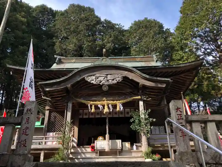 坂本八幡神社の本殿・本堂