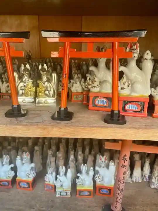 瘡護稲荷大明神の{uncategorized: "未分類", other: "その他", undefined: "問題あり", building: "その他建物", grave: "お墓", sacred_gate: "鳥居", guardian: "狛犬", statue: "像", buddha: "仏像", history: "歴史", nature: "自然", garden: "庭園", animal: "動物", pagoda: "塔", temizu: "手水舎", mountain_gate: "山門・神門", sanctuary: "本殿・本堂", subordinate: "末社・摂社", art: "芸術", scenery: "景色", jizo: "地蔵", ema: "絵馬", goshuin: "御朱印", omikuji: "おみくじ", items: "授与品その他", amulet: "お守り", goshuincho: "御朱印帳", eats: "食事", festival: "お祭り", votive_dance: "神楽", shichigosan: "七五三参", wedding: "結婚式", experience: "体験その他", initially: "初詣", around: "周辺", anti_infection: "感染症対策"}