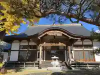 観福寺の本殿・本堂