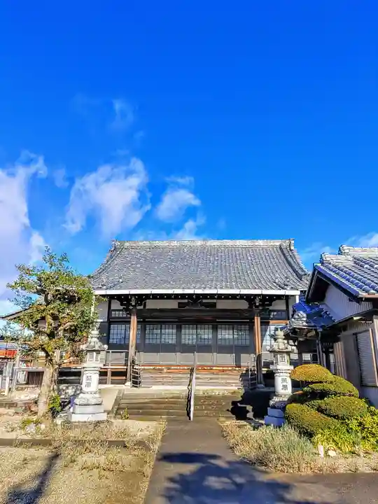 三月寺の本殿・本堂