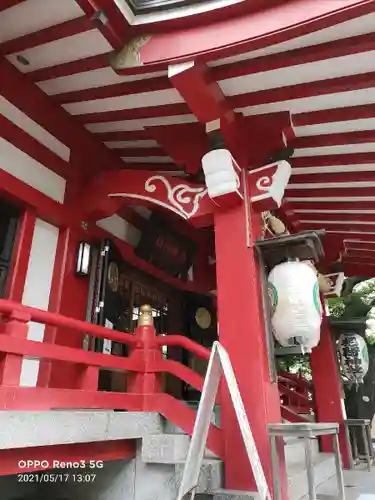 当代島稲荷神社の本殿・本堂