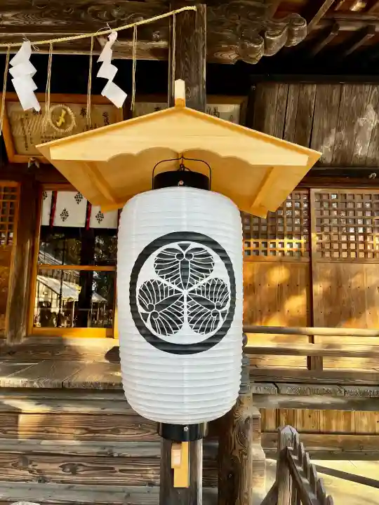 蠶養國神社の{uncategorized: "未分類", other: "その他", undefined: "問題あり", building: "その他建物", grave: "お墓", sacred_gate: "鳥居", guardian: "狛犬", statue: "像", buddha: "仏像", history: "歴史", nature: "自然", garden: "庭園", animal: "動物", pagoda: "塔", temizu: "手水舎", mountain_gate: "山門・神門", sanctuary: "本殿・本堂", subordinate: "末社・摂社", art: "芸術", scenery: "景色", jizo: "地蔵", ema: "絵馬", goshuin: "御朱印", omikuji: "おみくじ", items: "授与品その他", amulet: "お守り", goshuincho: "御朱印帳", eats: "食事", festival: "お祭り", votive_dance: "神楽", shichigosan: "七五三参", wedding: "結婚式", experience: "体験その他", initially: "初詣", around: "周辺", anti_infection: "感染症対策"}