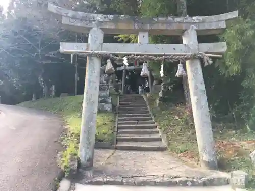 赤猪岩神社の鳥居