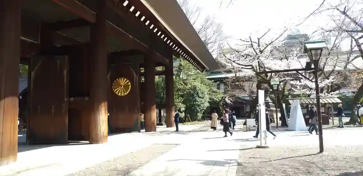 靖國神社の山門・神門