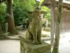 八重垣神社の狛犬