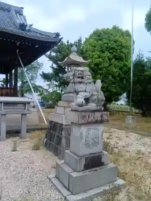 八幡神社の{uncategorized: "未分類", other: "その他", undefined: "問題あり", building: "その他建物", grave: "お墓", sacred_gate: "鳥居", guardian: "狛犬", statue: "像", buddha: "仏像", history: "歴史", nature: "自然", garden: "庭園", animal: "動物", pagoda: "塔", temizu: "手水舎", mountain_gate: "山門・神門", sanctuary: "本殿・本堂", subordinate: "末社・摂社", art: "芸術", scenery: "景色", jizo: "地蔵", ema: "絵馬", goshuin: "御朱印", omikuji: "おみくじ", items: "授与品その他", amulet: "お守り", goshuincho: "御朱印帳", eats: "食事", festival: "お祭り", votive_dance: "神楽", shichigosan: "七五三参", wedding: "結婚式", experience: "体験その他", initially: "初詣", around: "周辺", anti_infection: "感染症対策"}