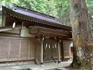 八乙女根尾神社の本殿・本堂
