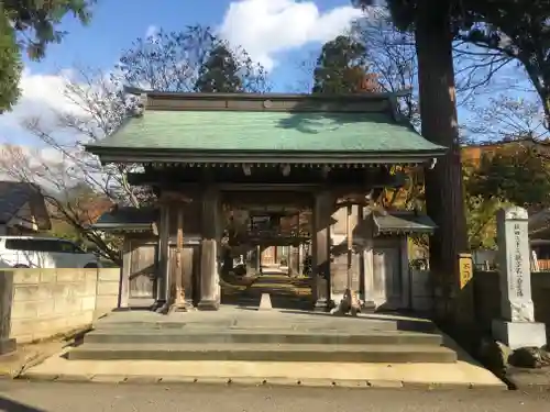 正傳寺の山門