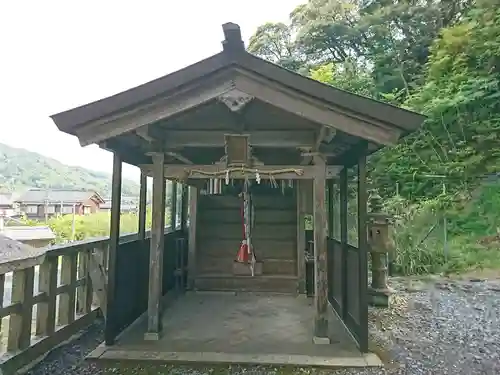 宇波西神社の末社