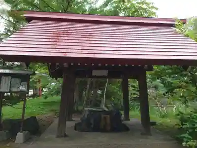 永山神社の手水舎
