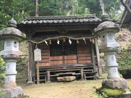 佐々牟志神社の末社