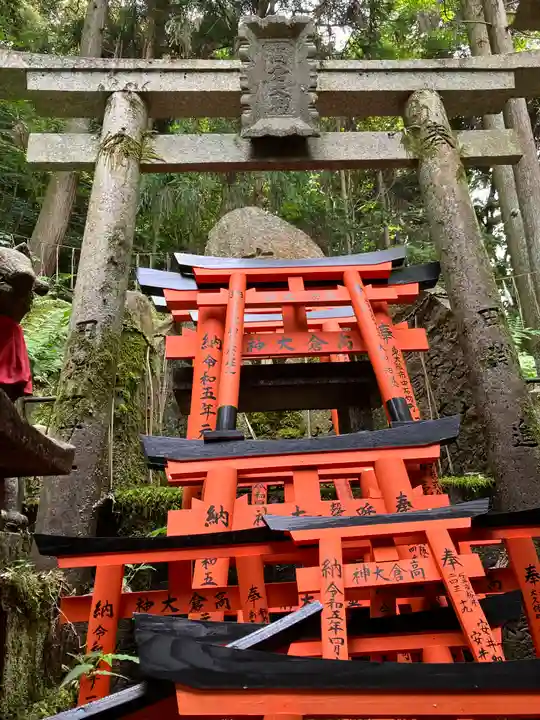 伏見稲荷大社 御膳谷奉拝所(京都府)