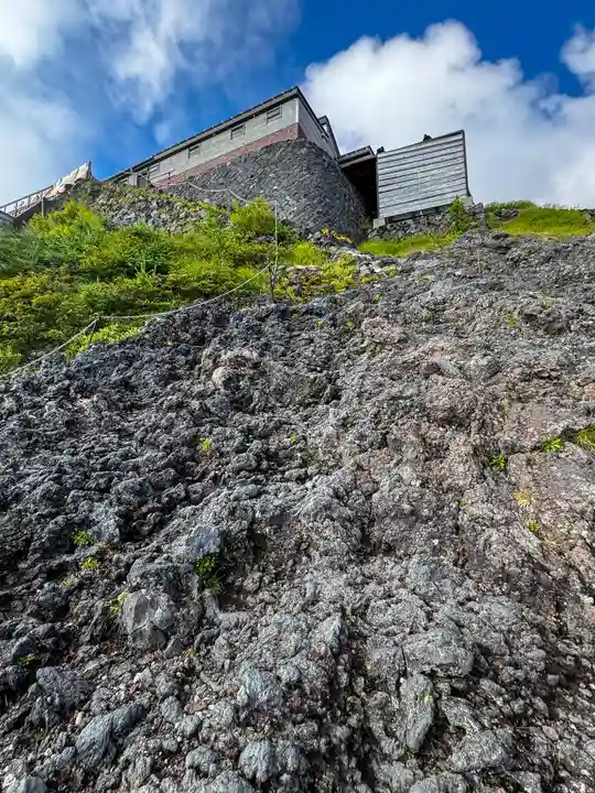 富士山頂上浅間大社奥宮(静岡県)