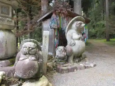 華厳寺の狛犬