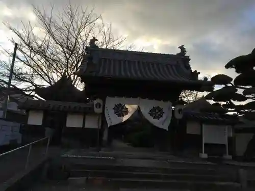 善慶寺の山門・神門