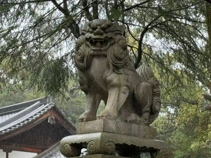 和歌山縣護國神社の{uncategorized: "未分類", other: "その他", undefined: "問題あり", building: "その他建物", grave: "お墓", sacred_gate: "鳥居", guardian: "狛犬", statue: "像", buddha: "仏像", history: "歴史", nature: "自然", garden: "庭園", animal: "動物", pagoda: "塔", temizu: "手水舎", mountain_gate: "山門・神門", sanctuary: "本殿・本堂", subordinate: "末社・摂社", art: "芸術", scenery: "景色", jizo: "地蔵", ema: "絵馬", goshuin: "御朱印", omikuji: "おみくじ", items: "授与品その他", amulet: "お守り", goshuincho: "御朱印帳", eats: "食事", festival: "お祭り", votive_dance: "神楽", shichigosan: "七五三参", wedding: "結婚式", experience: "体験その他", initially: "初詣", around: "周辺", anti_infection: "感染症対策"}