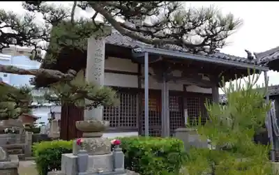 西方寺の本殿・本堂