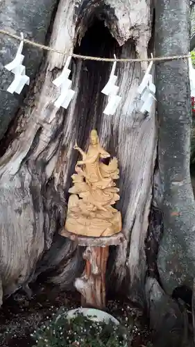 秩父今宮神社の仏像