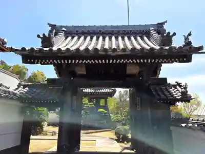 常光寺の山門・神門