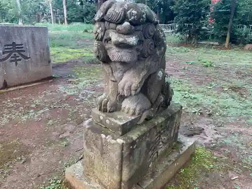 皇産霊神社の狛犬